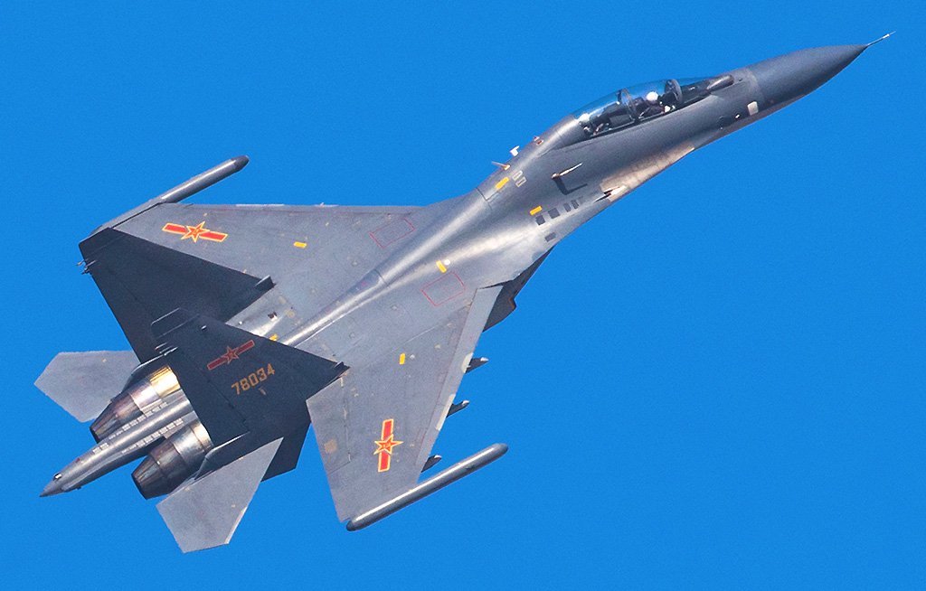 Shenyang J-16 - Shenyang J-16