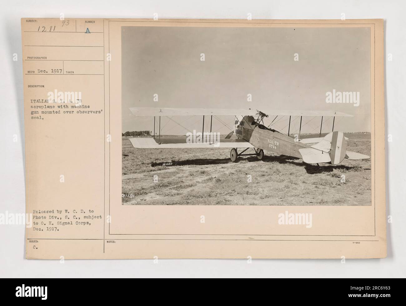 SIA 7B - Italian SIA 7B airplane equipped with a machine gun mounted above the
