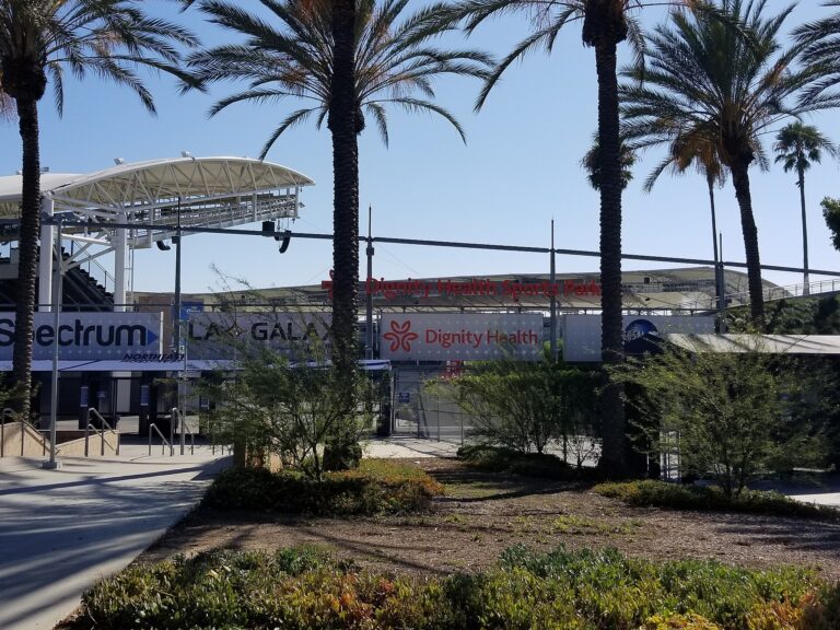 StubHub Center image 5