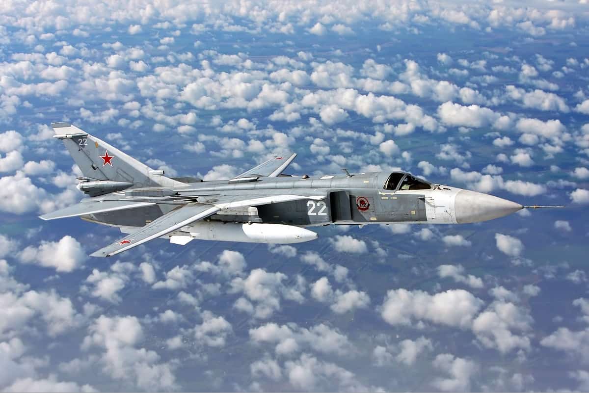 Sukhoi Su-24 - Sukhoi Su-24M of the Russian Air Force. Sukhoi Su-24 ?Fencer? ? History, Technical Data & Photos ? AeroCorner