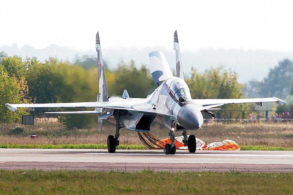 Sukhoi Su-30 - Sukhoi Su-30 at MAKS 2007 3