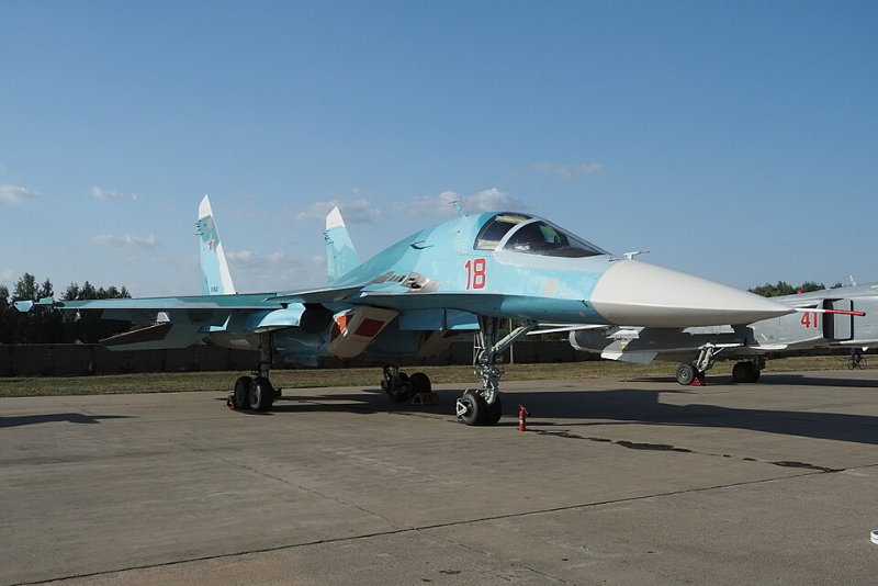 Sukhoi Su-34 - Sukhoi Su-34 RF-95847 Army-2022