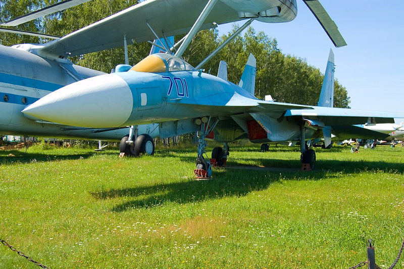 Sukhoi Su-35 - Sukhoi Su-35 Monino