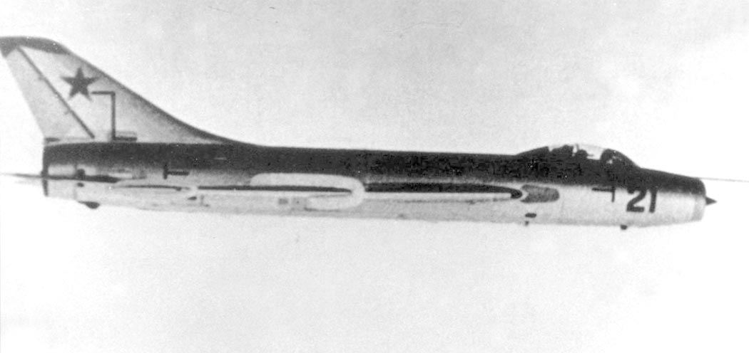 Sukhoi Su-7 fighter aircraft profile view