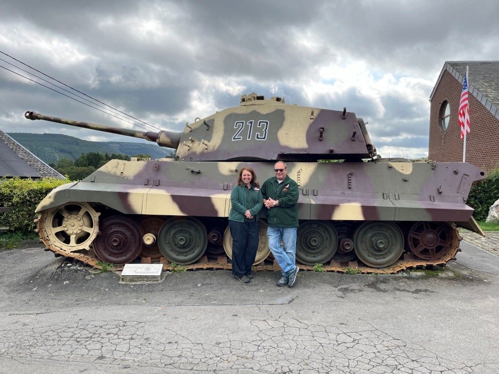 T-44 military land vehicle image 1