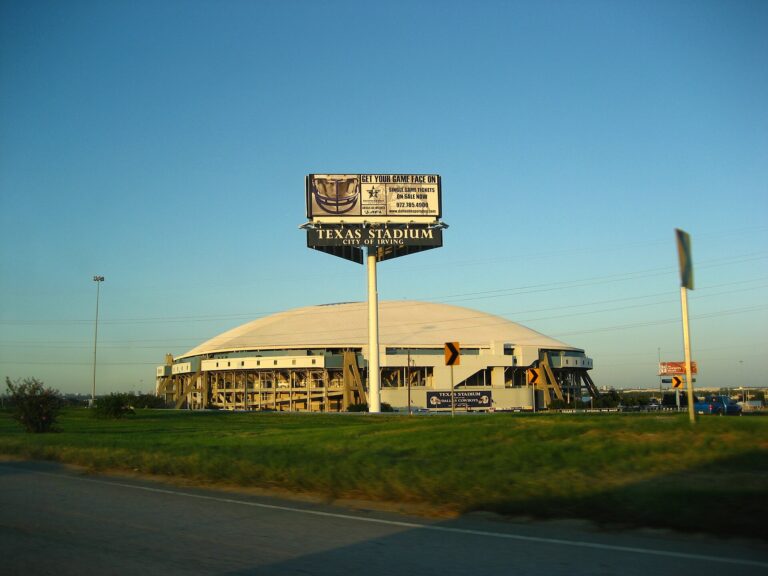 Texas Stadium image 2