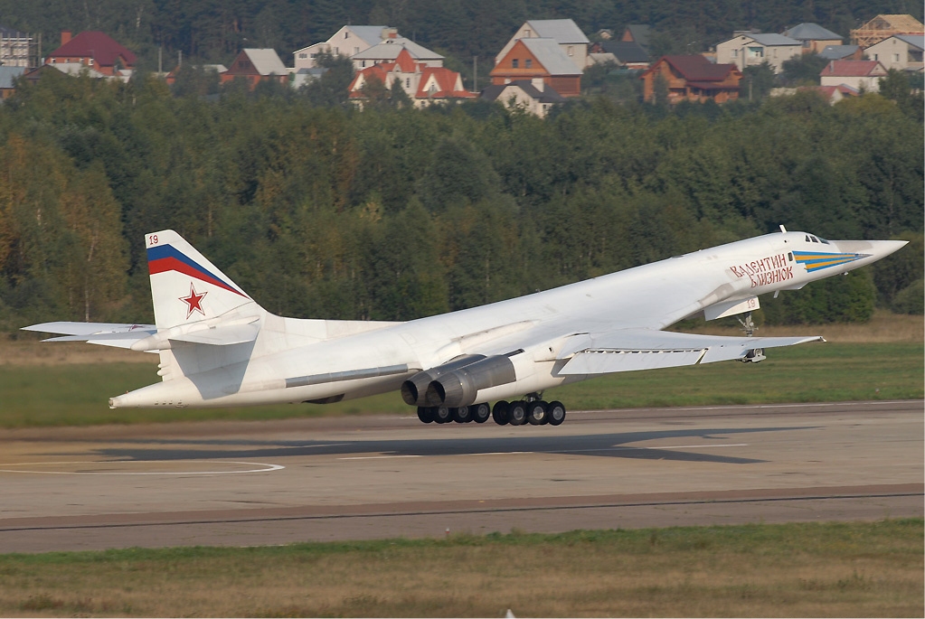 Tupolev Tu-160 - TUPOLEV Tu-160 SKYbrary Aviation Safety