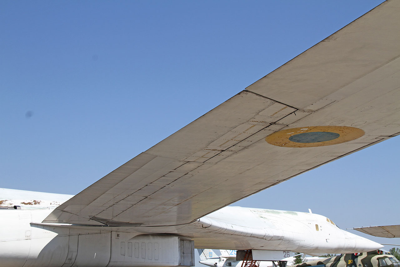 Tupolev Tu-160 - Tupolev Tu-160 White Swan (Blackjack) - Jet & Rocket engined Aircraft