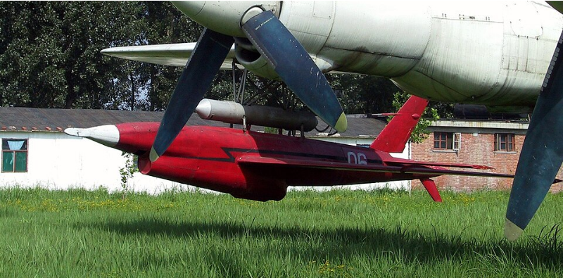 Tupolev Tu-4 - Tupolew Tu-4 - Chinese Cruise Missile (36675963700) (cropped)