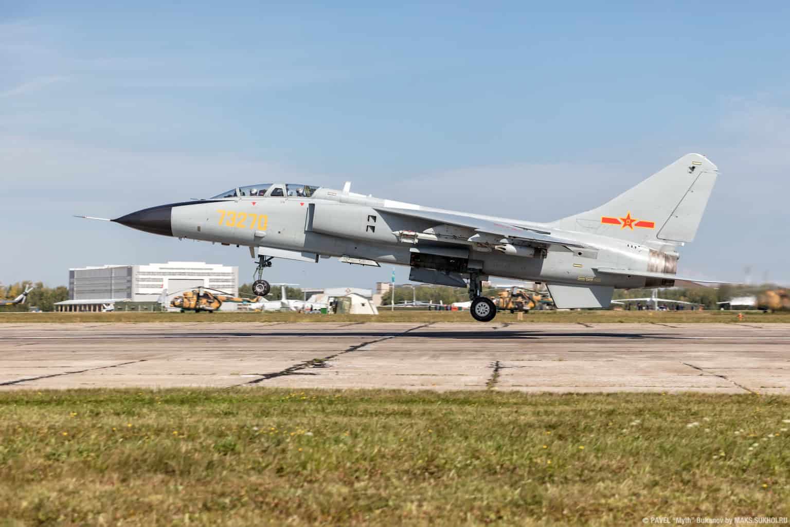 Xian JH-7 - Xian JH 7 fighter bomber 1