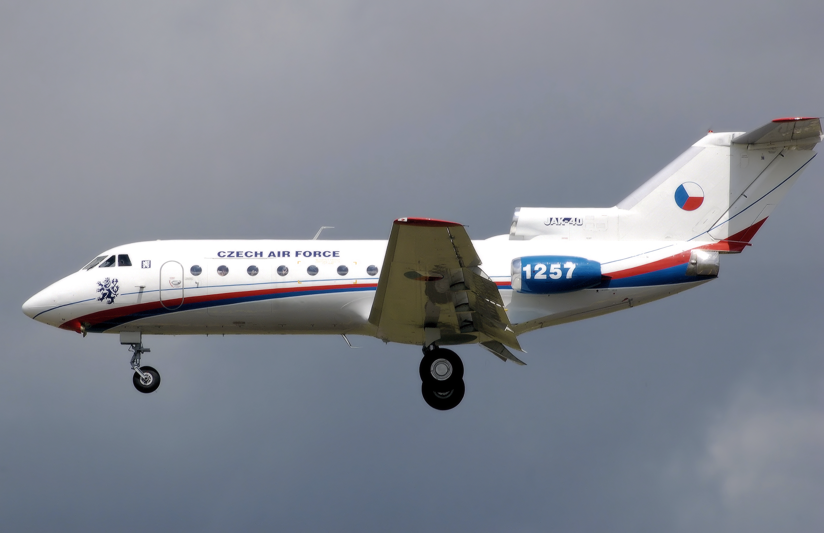 Yakovlev Yak-4 - Yakovlev Yak-40 #2 Yakovlev Yak-40, pictures, technical data, history - Barrie Aircraft Museum